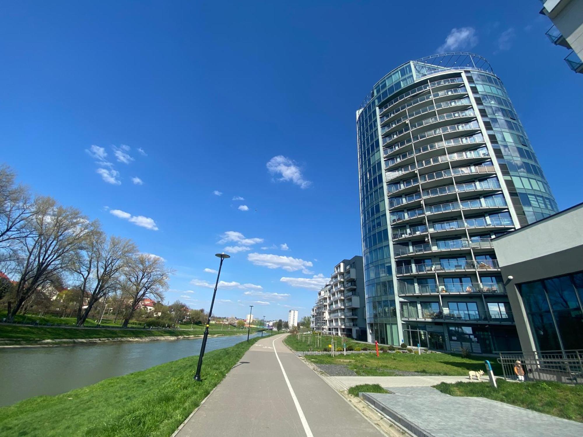 Apartament Voir Жешов Екстериор снимка